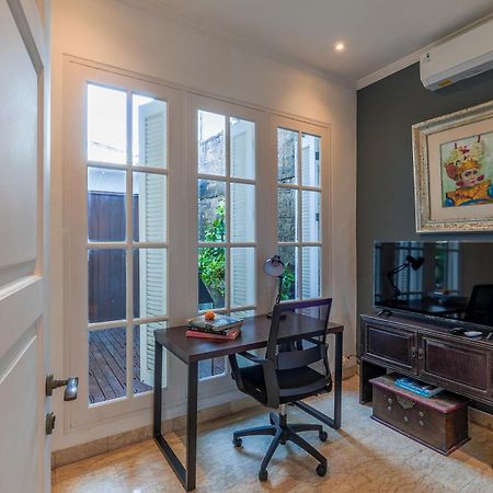 Mosan House - Unique Art-Filled Gem In Perfect Location A Short Walk From The Beach Or Seminyak Square Including Ac Office For Remote Working Luaran gambar