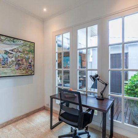 Mosan House - Unique Art-Filled Gem In Perfect Location A Short Walk From The Beach Or Seminyak Square Including Ac Office For Remote Working Luaran gambar
