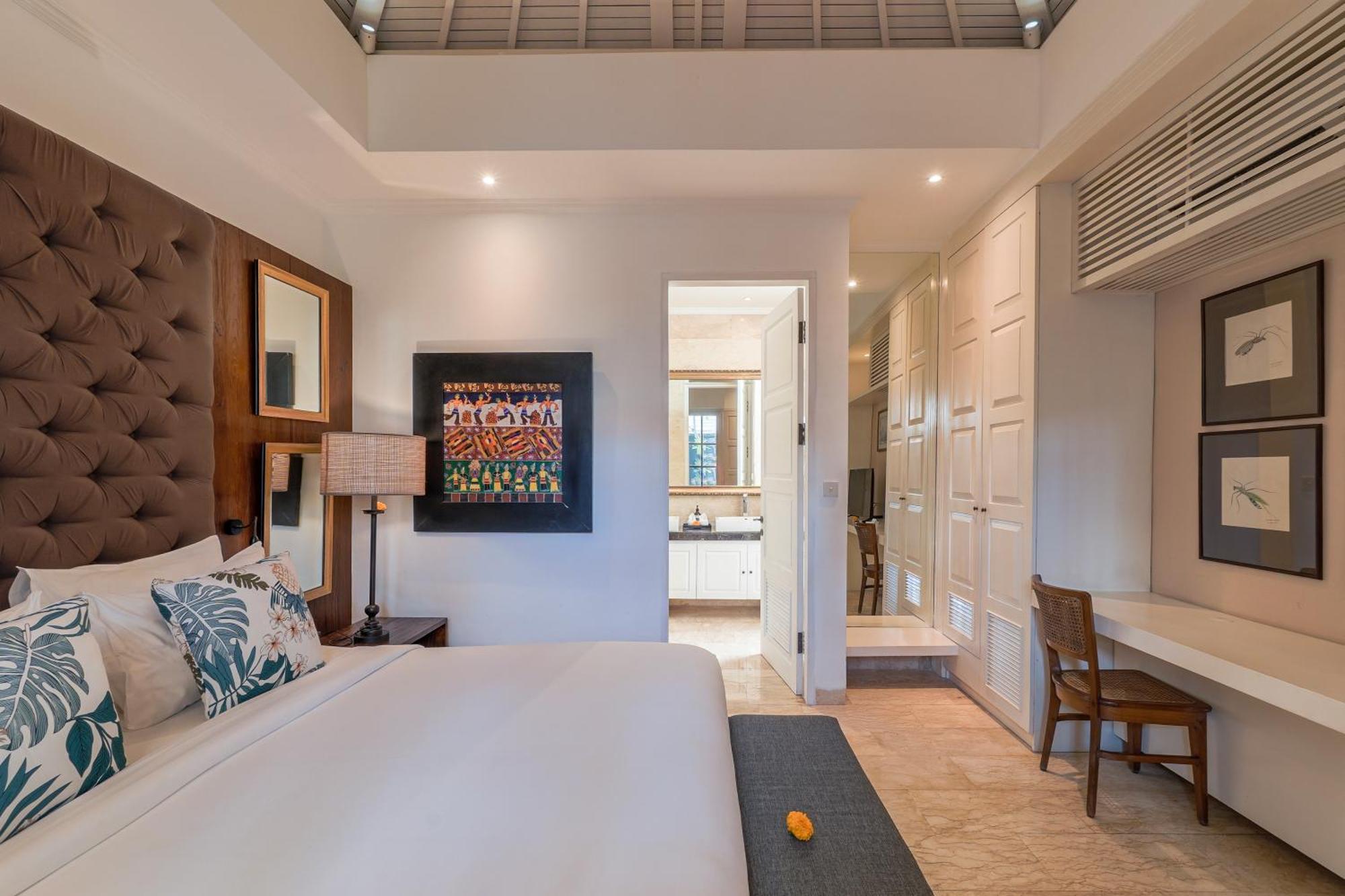 Mosan House - Unique Art-Filled Gem In Perfect Location A Short Walk From The Beach Or Seminyak Square Including Ac Office For Remote Working Luaran gambar