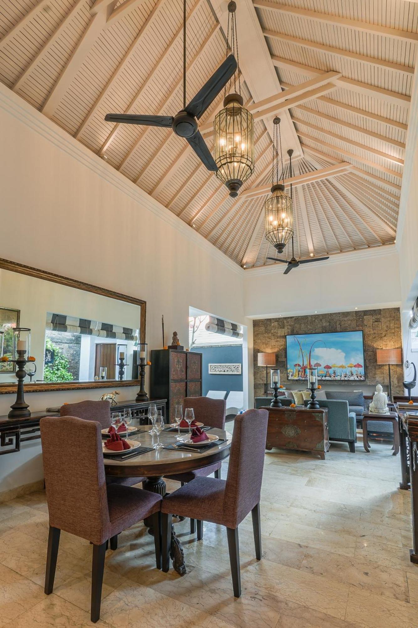 Mosan House - Unique Art-Filled Gem In Perfect Location A Short Walk From The Beach Or Seminyak Square Including Ac Office For Remote Working Luaran gambar